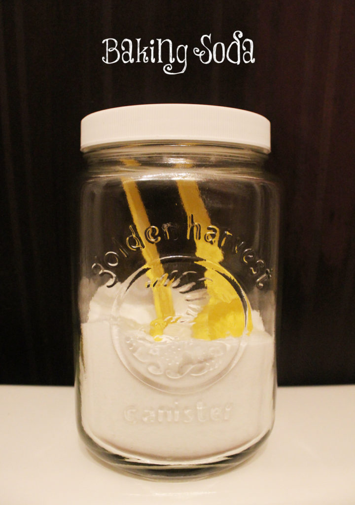 Baking Soda for washing hair and brushing teeth | TAKE THE JUNK YOUR BATHROOM CHALLENGE