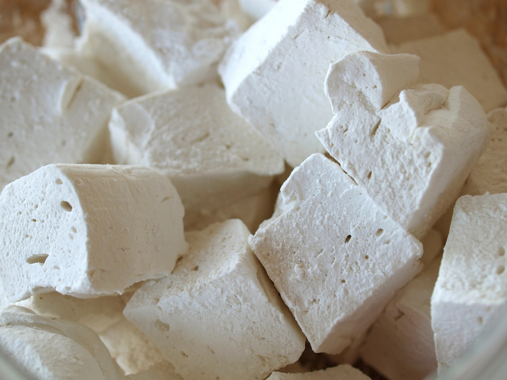 Homemade Marshmallows | Revived Kitchen