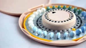 Overview of different birth control methods & how to prevent or achieve pregnancy without hormones or invasive procedures