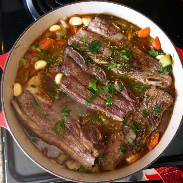 Red Wine Braised Short Ribs | www.RevivedKitchen.com